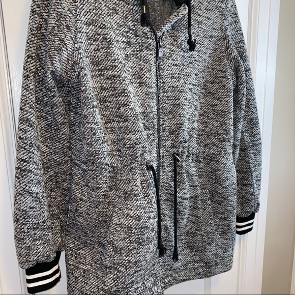 Jacket - Picture 2 of 7